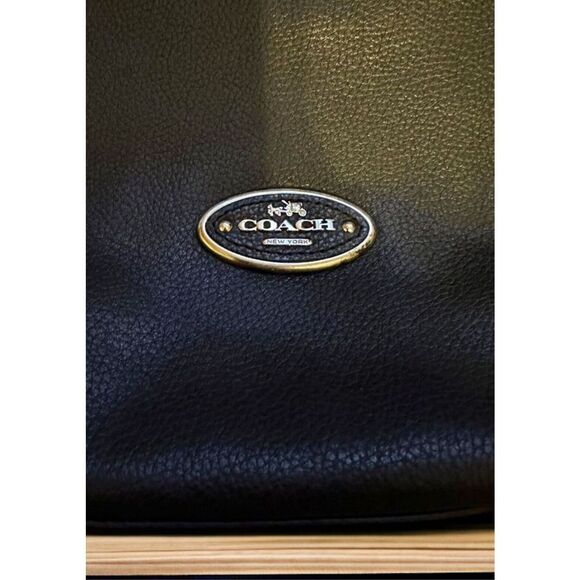 Coach Women's Scout Black Pebble Leather Hobo Bag Saddle Bag - Picture 6 of 12